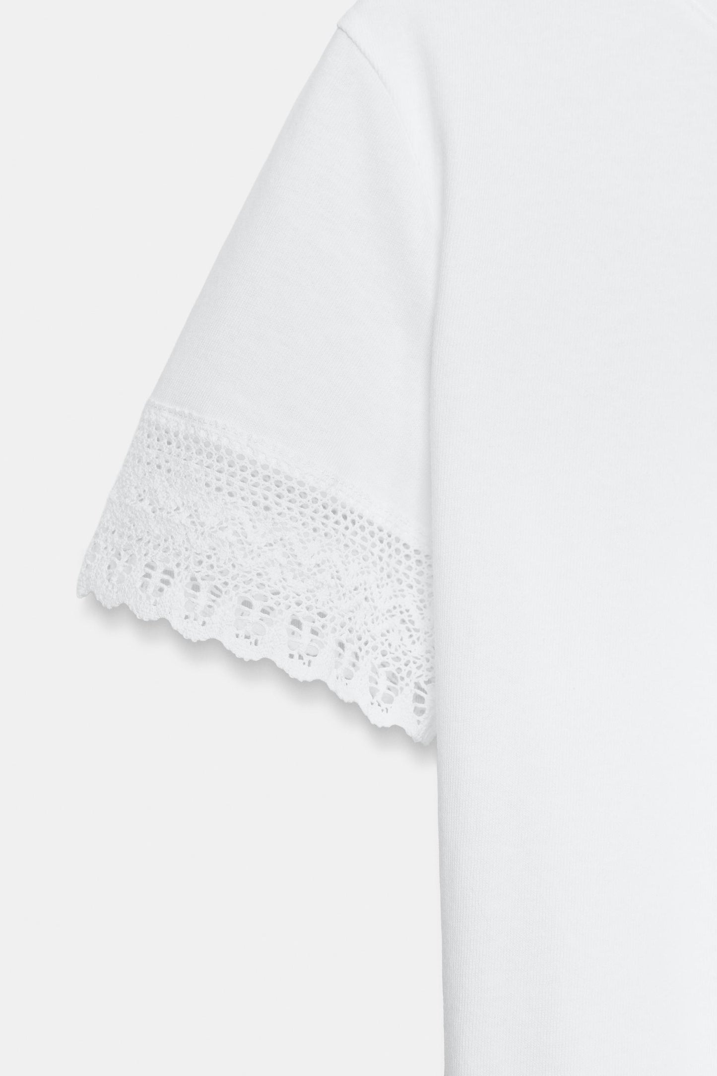 #F5F6F8, Blanc